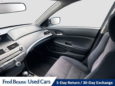 Used 2011 Honda Accord LX-P image 21