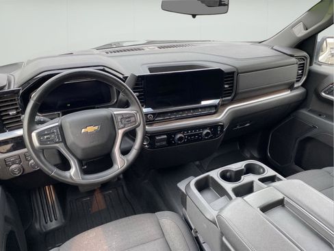Used 2026 Chevrolet Silverado 1500 LT AWD/4WD image 21