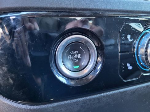 Used 2024 GMC Sierra 1500 Elevation w/ LPO, Elevation Black Package image 23