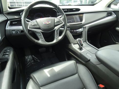 Used 2019 Cadillac XT5 Luxury AWD/4WD image 14