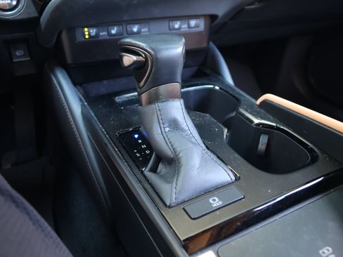 Used 2023 Lexus ES 350 w/ Premium Package FWD image 28