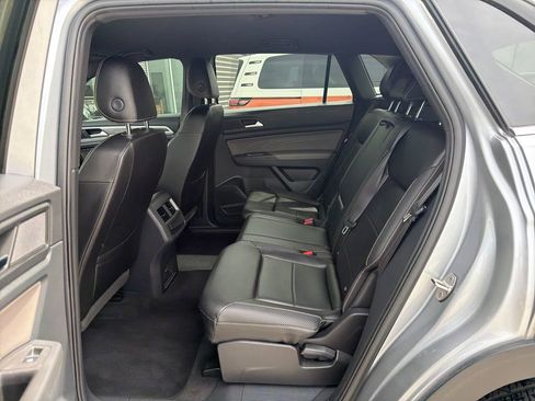 Certified 2022 Volkswagen Atlas Cross Sport SE AWD/4WD image 14