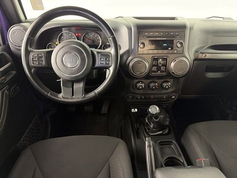 Used 2018 Jeep Wrangler Unlimited Sport S image 14