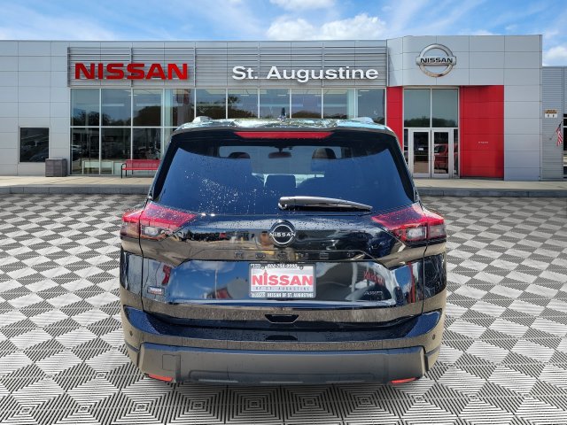 Certified 2026 Nissan Rogue Dark Armor AWD/4WD image 3