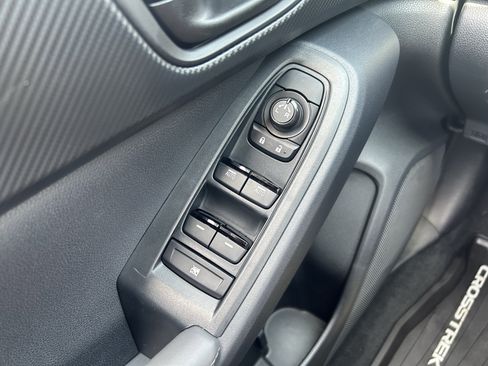 Certified 2025 Subaru Crosstrek 2.0i Premium AWD/4WD image 19