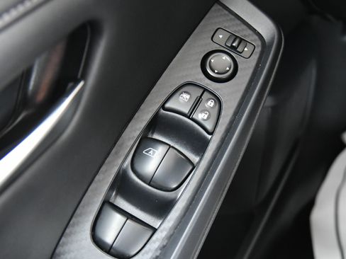 Used 2024 Nissan Sentra SV image 30