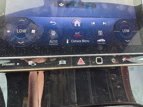 Used 2023 Mercedes-Benz C 300 Sedan image 31