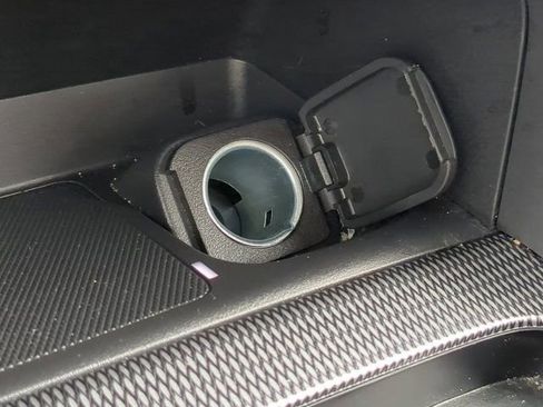 Used 2024 MAZDA CX-90 Plug-In Hybrid w/ Premium Pkg image 23