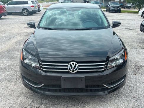 Used 2012 Volkswagen Passat 2.5 S FWD image 2