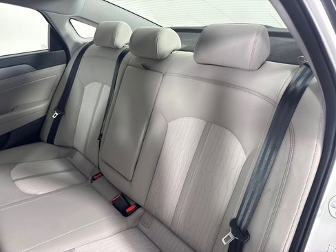 Used 2016 Hyundai Sonata SE image 20