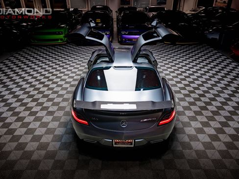 Used 2015 Mercedes-Benz SLS AMG GT Final Edition image 90