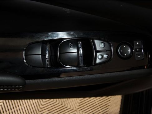 Used 2024 Nissan Altima 2.5 SL AWD/4WD image 25