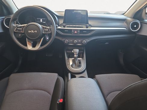Certified 2024 Kia Forte LXS w/ LXS Technology Package FWD image 2