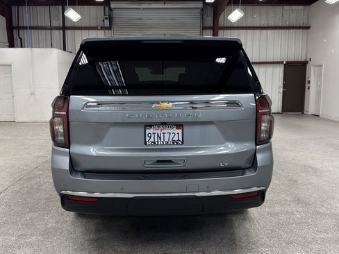 Used 2023 Chevrolet Suburban LT image 16