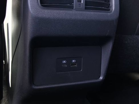 Certified 2022 Nissan Rogue SV AWD/4WD image 27