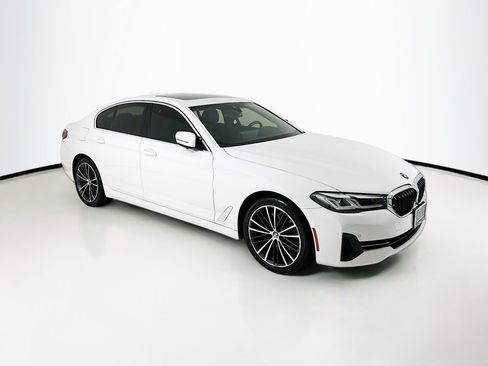 Used 2021 BMW 530i w/ Convenience Package RWD image 1