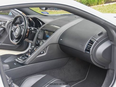Used 2017 Jaguar F-TYPE S British Design Edition image 25