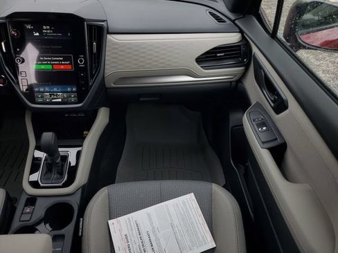 Certified 2025 Subaru Forester Premium w/ Convenience Package #2 AWD/4WD image 18