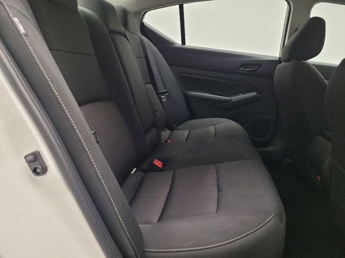 Used 2025 Nissan Altima 2.5 SV FWD image 19