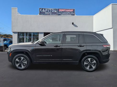 Used 2024 Jeep Grand Cherokee Limited 4xe w/ Trailer Tow Package image 6