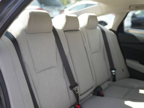 Used 2023 Honda Accord EX image 26