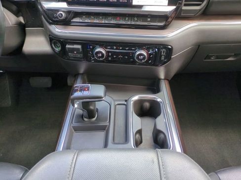 Used 2024 GMC Sierra 1500 SLT w/ SLT Premium Plus Package AWD/4WD image 21