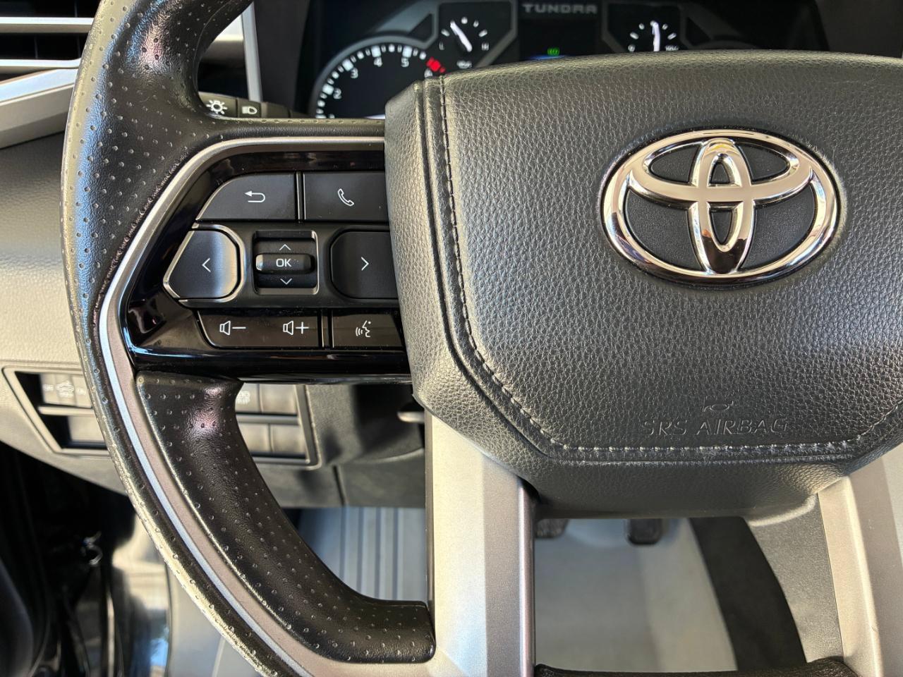 Used 2022 Toyota Tundra SR5 AWD/4WD image 24