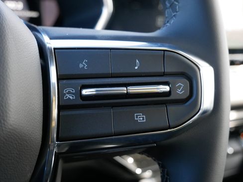 New 2026 GMC Canyon Elevation w/ Convenience Package image 23