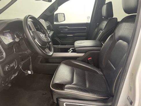 Used 2023 RAM 1500 Laramie AWD/4WD image 10