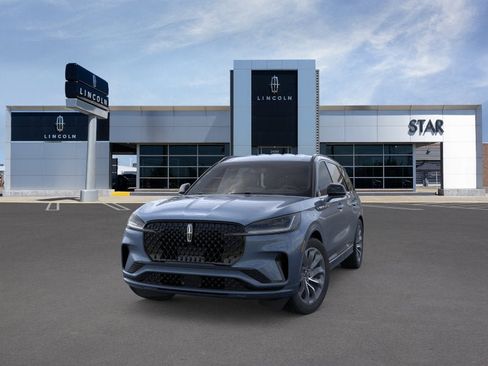 New 2026 Lincoln Aviator AWD w/ Jet Appearance Package image 2