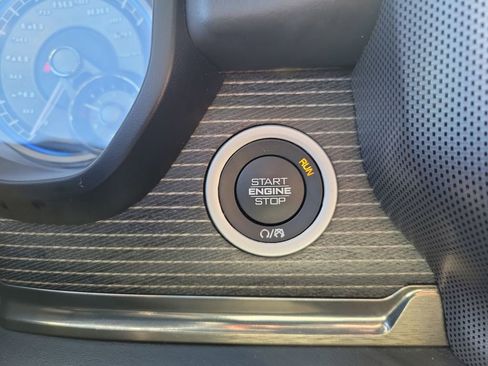 Used 2020 RAM 1500 Limited w/ Body Color Bumper Group image 24