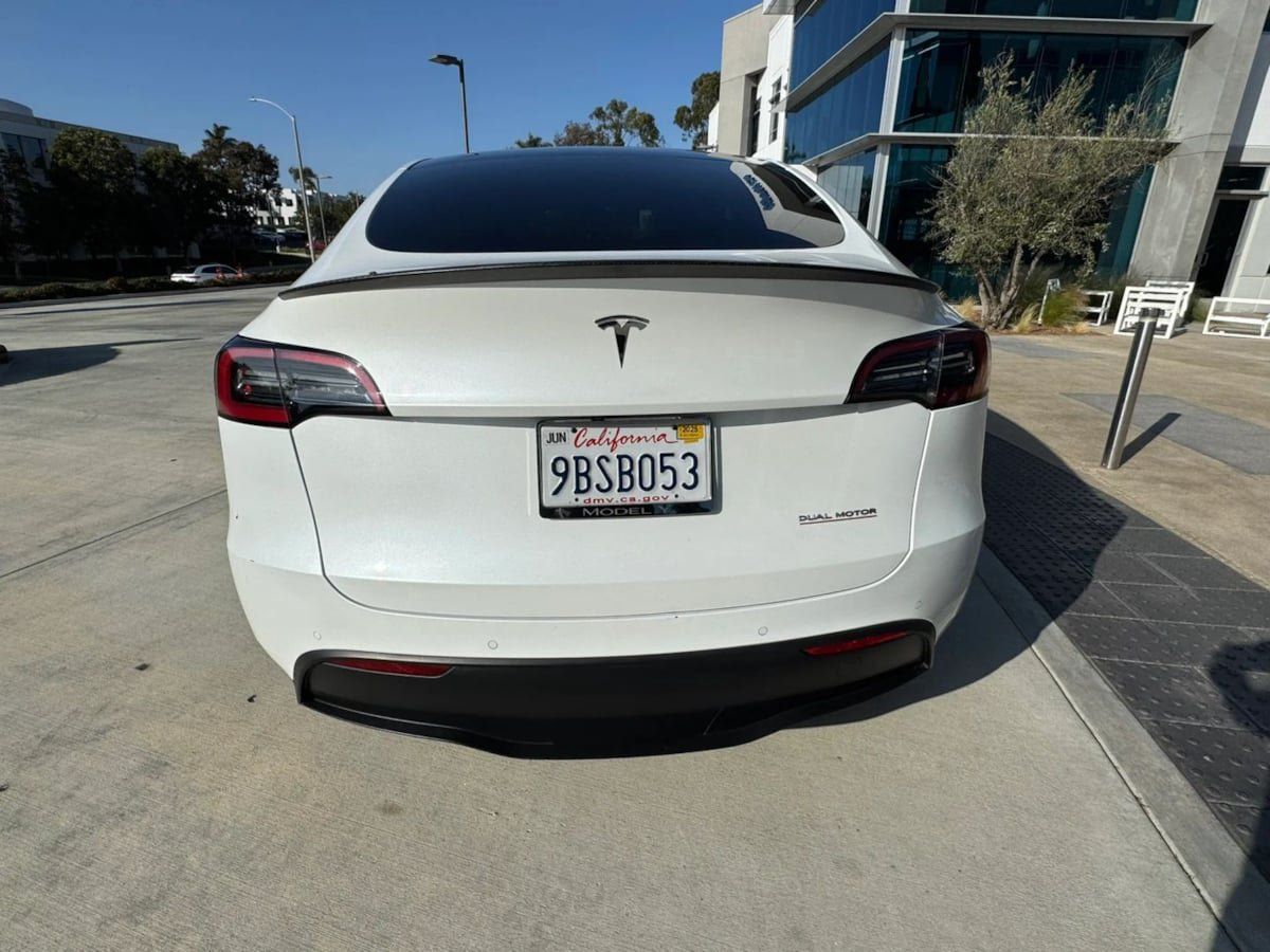Used 2023 Tesla Model Y Performance AWD/4WD image 7