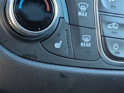 Certified 2024 Chevrolet Equinox LT image 17