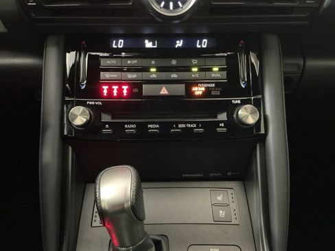 Used 2023 Lexus IS 350 F Sport w/ Memory Package RWD image 11