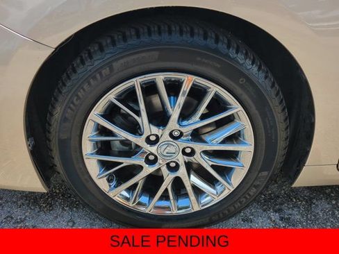 Used 2018 Lexus ES 350 w/ Luxury Package w/Wood Trim FWD image 10
