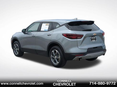Used 2025 Chevrolet Blazer LT FWD image 7