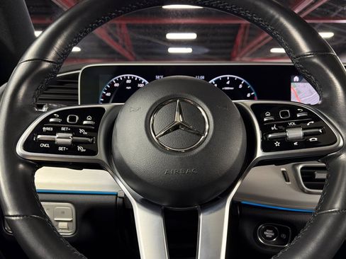 Used 2022 Mercedes-Benz GLE 350 4MATIC w/ Premium Package image 23