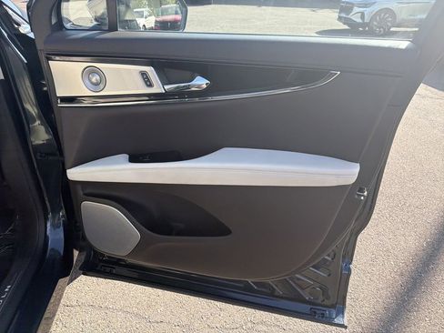 Certified 2023 Lincoln Nautilus Black Label AWD/4WD image 14