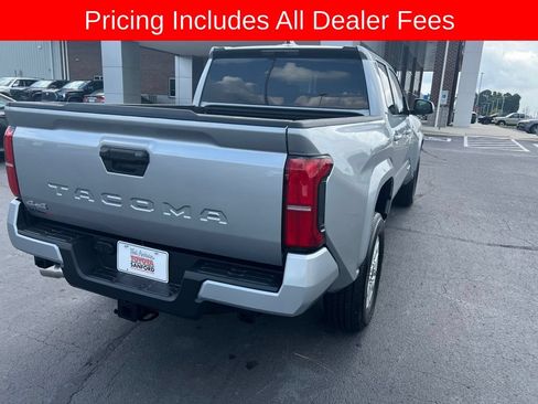 Used 2026 Toyota Tacoma SR5 AWD/4WD image 10