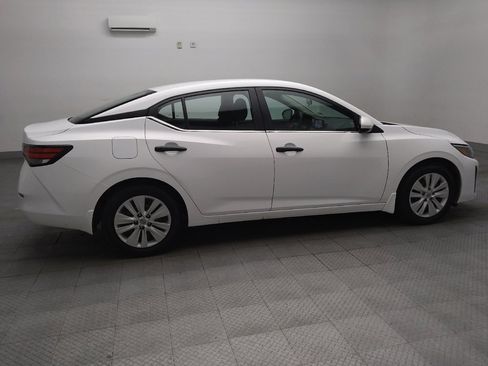 Used 2025 Nissan Sentra S FWD image 10