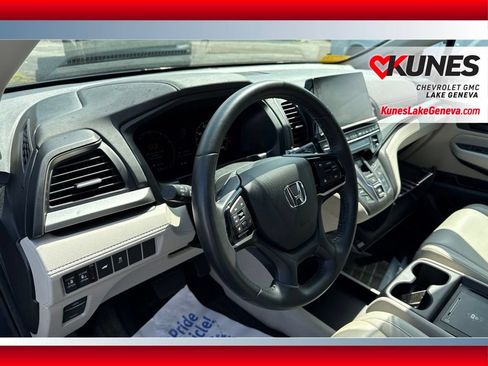 Used 2025 Honda Odyssey EX-L image 17