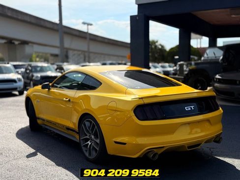 Used 2017 Ford Mustang GT RWD image 7