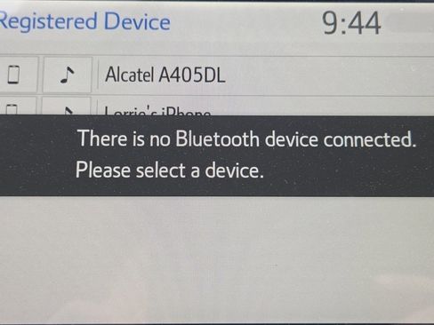 Used 2019 Toyota Camry XLE image 10