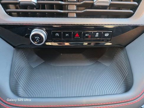 New 2026 Ford Explorer ST-Line w/ ST-Line Street Pack image 21