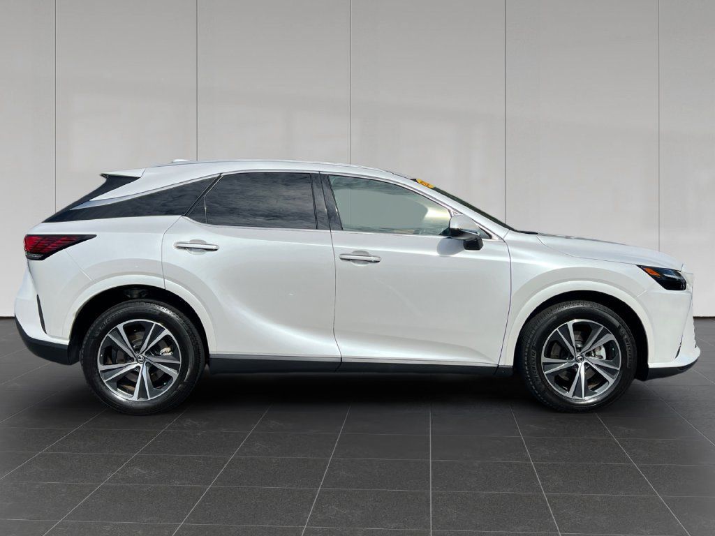 Used 2024 Lexus RX 350h w/ Accessory Package (Z1) AWD/4WD image 6