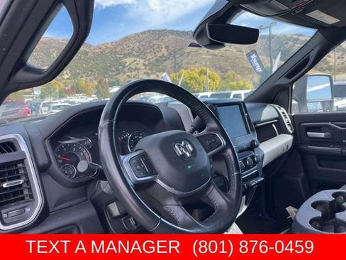 Used 2024 RAM 2500 Big Horn AWD/4WD image 16