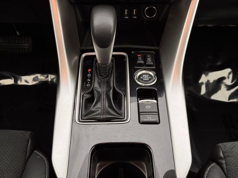 Used 2023 Mitsubishi Eclipse Cross SE image 25