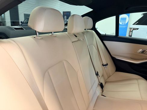 Used 2019 BMW 330i Sedan w/ Convenience Package RWD image 28
