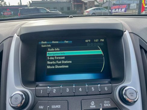 Used 2017 Chevrolet Equinox LT w/ Convenience Package AWD/4WD image 19