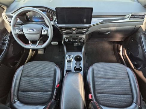 Used 2024 Ford Escape ST-Line w/ Tech Pack #1 AWD/4WD image 13